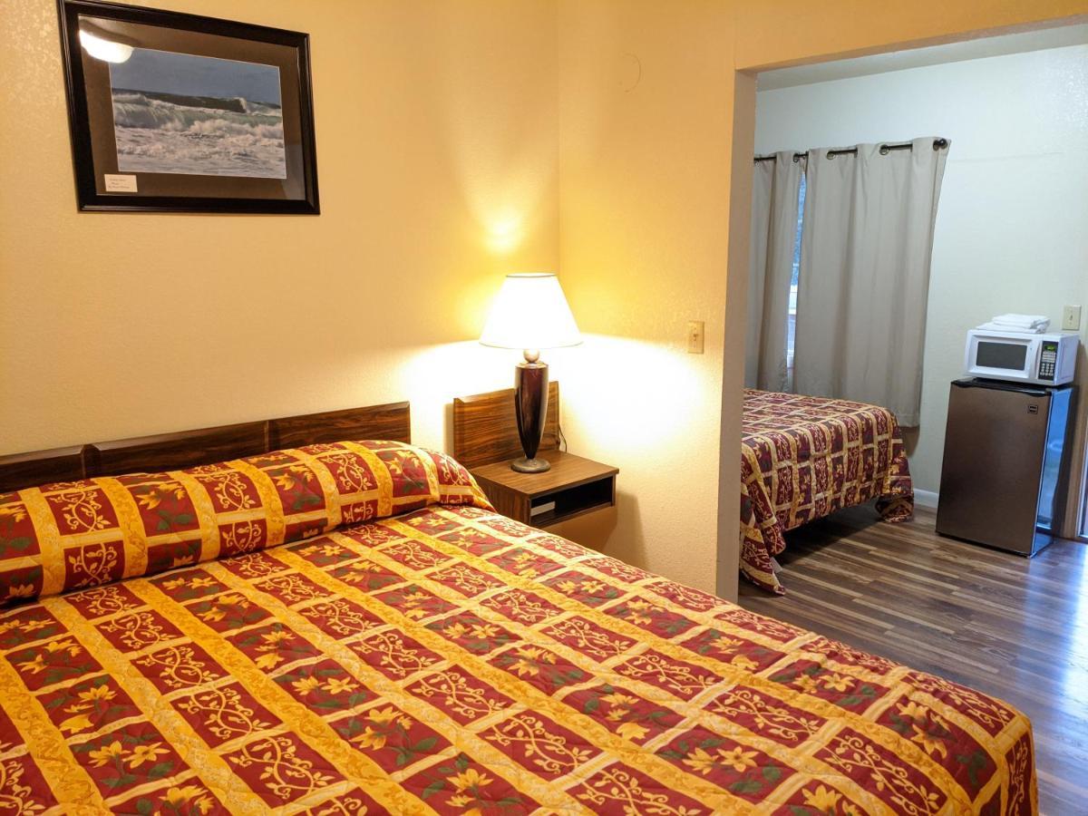 Seadrift Motel & Rv Park Lakeside Dış mekan fotoğraf