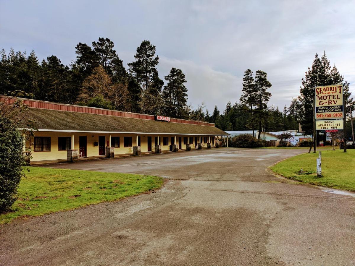 Seadrift Motel & Rv Park Lakeside Dış mekan fotoğraf